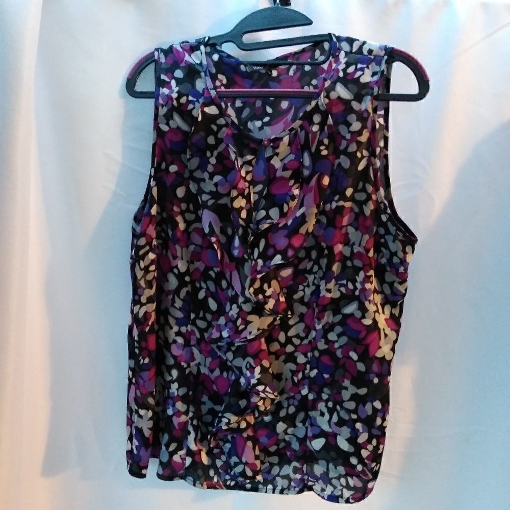 Violet and Claire top 